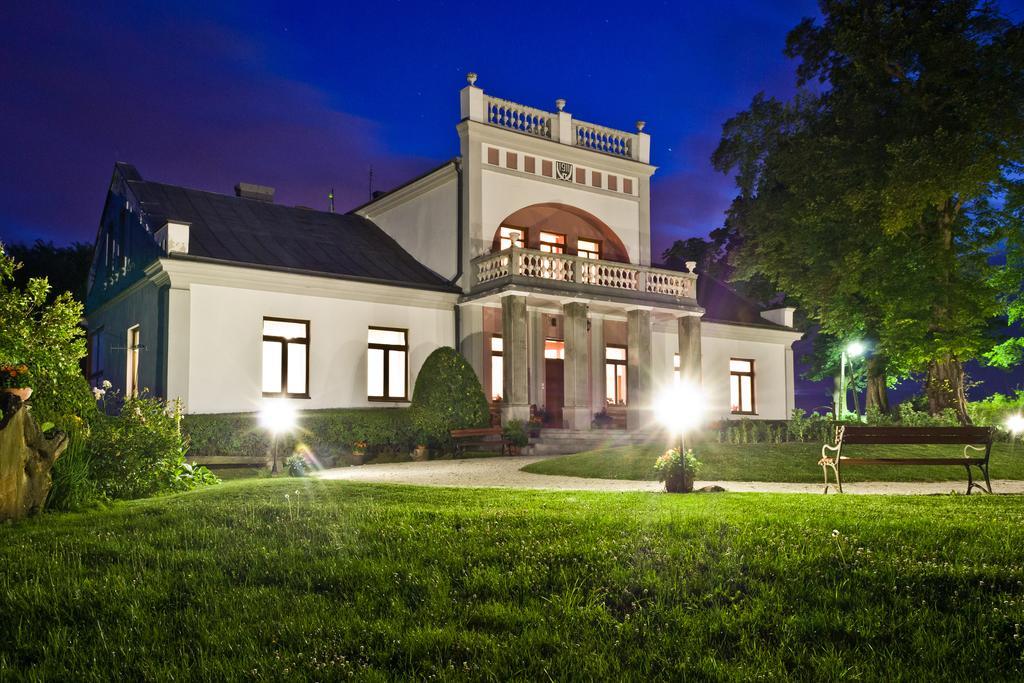 Agropark - Dworek Pod Lipa Sobkow Экстерьер фото